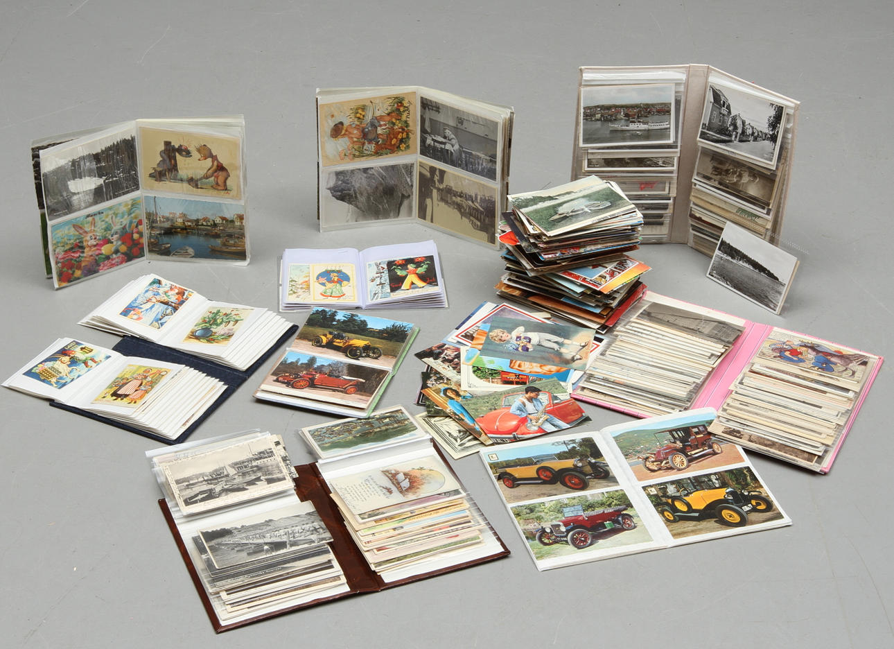 VYKORT, totalt ca 890 st, svenska, samt utländska.