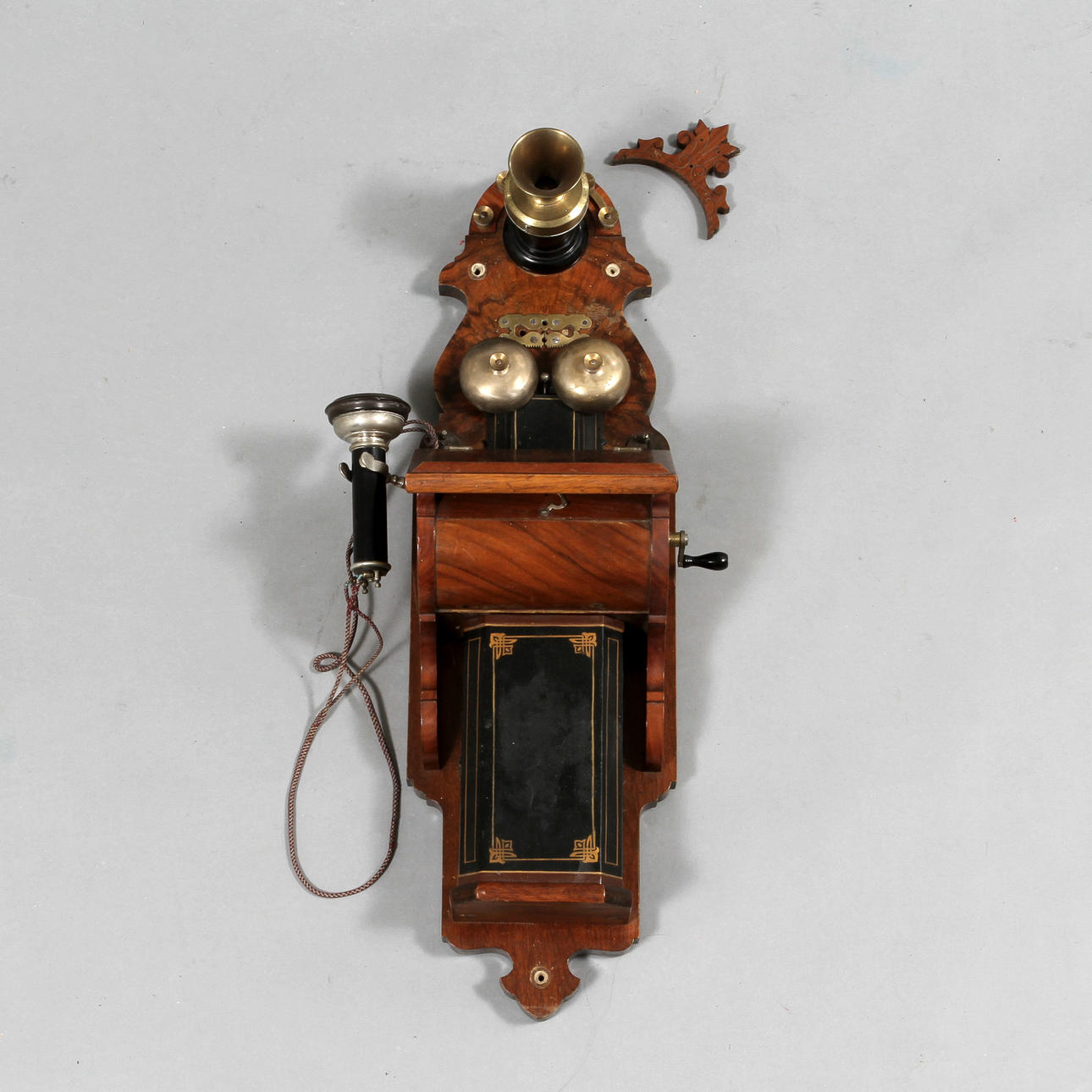 VÄGGTELEFON, LM Ericsson, 18/1900-tal.