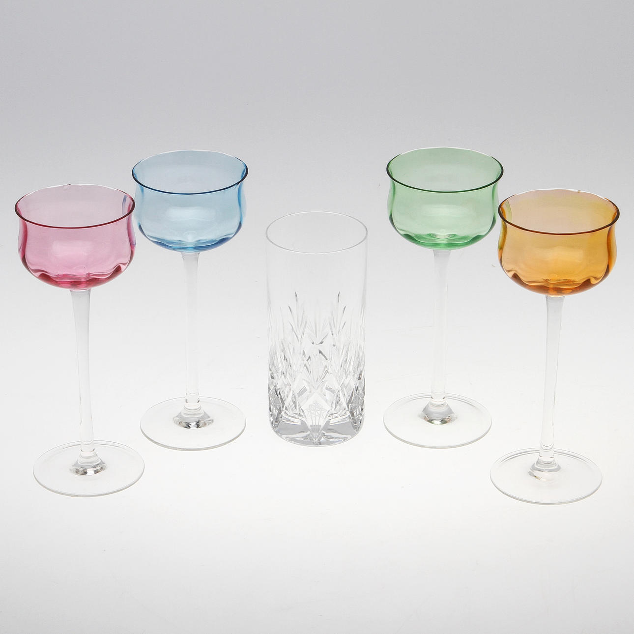 VINGLAS, 7 st samt GLAS, 6 st.