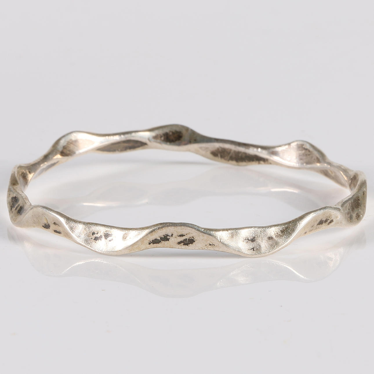 ARMRING, silver, Guveau AB - Atelje Teboon, Nyköping, 1992.