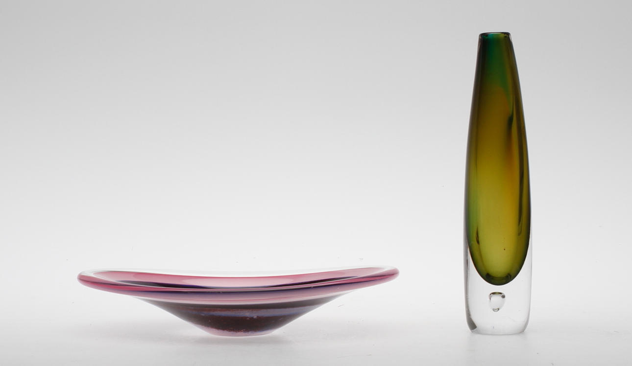VAS samt SKÅL, glas, Vicke Lindstrand, Kosta.