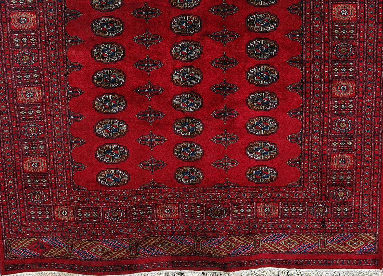 ORIENTMATTA, 234 x 170 cm.