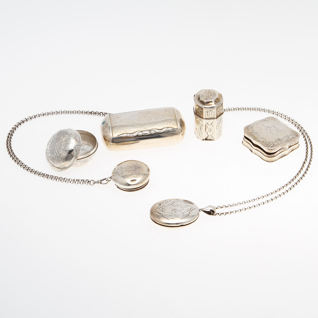 DOSOR, 5 st samt FOTOGÖMMA, silver, bl a England och Kina.