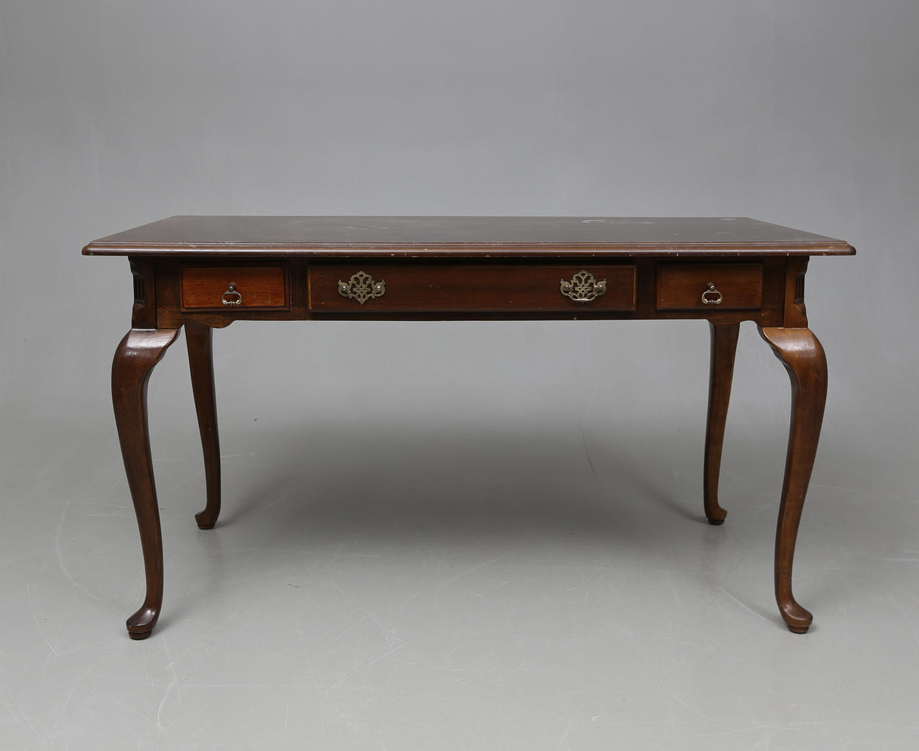DESK, Chippendale style, 20th century.
