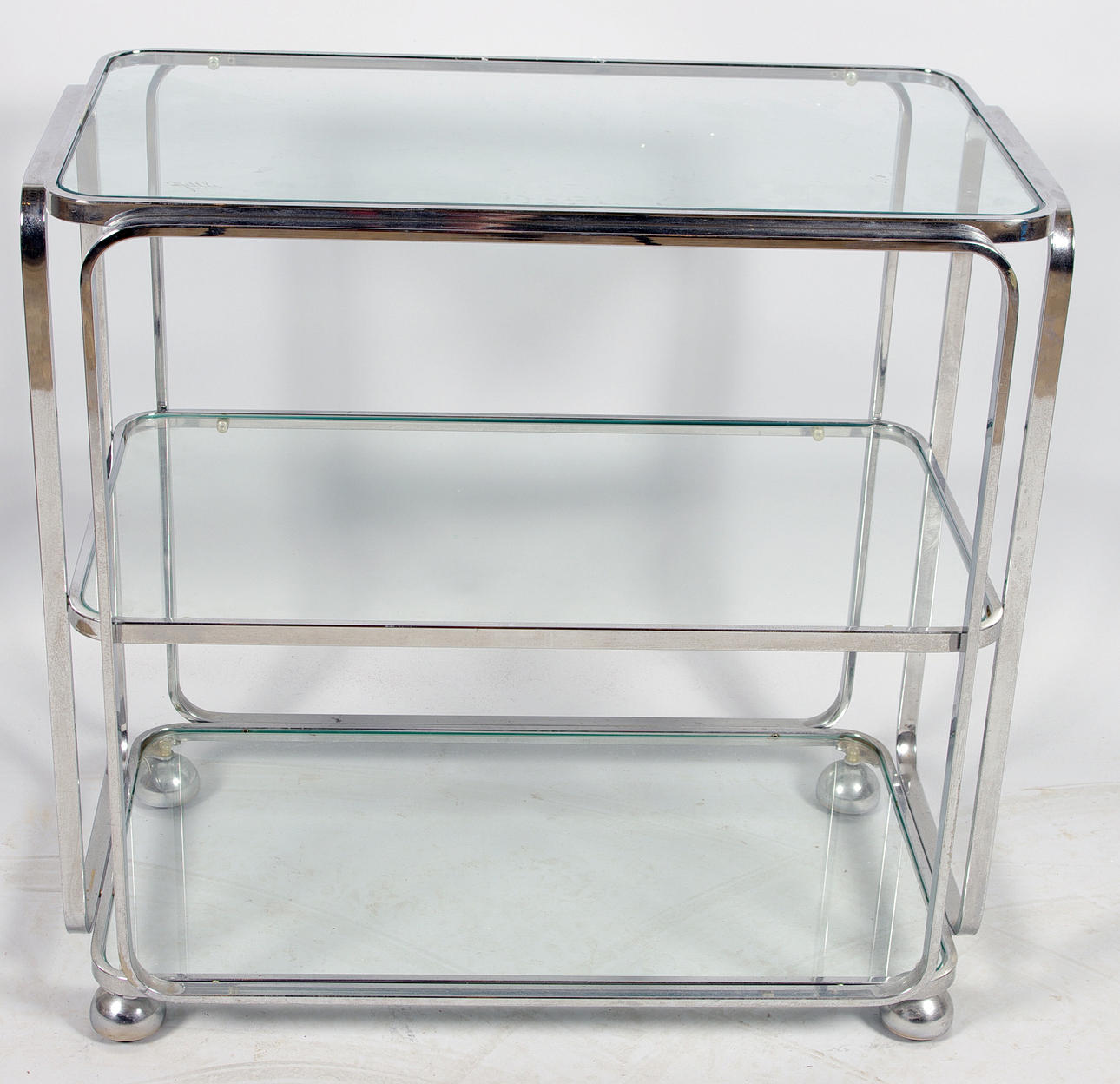 BORD PÅ HJUL, glas, krom, 3 glashyllor.