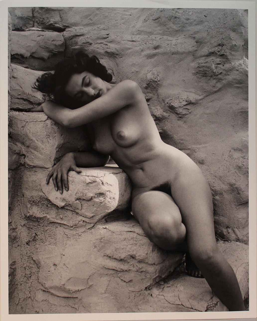 ANDRÉ DE DIENES. "Nude". Fine art print. Stämpelmärkt á tergo och numrerad 146/200, daterad 16/5-2006.