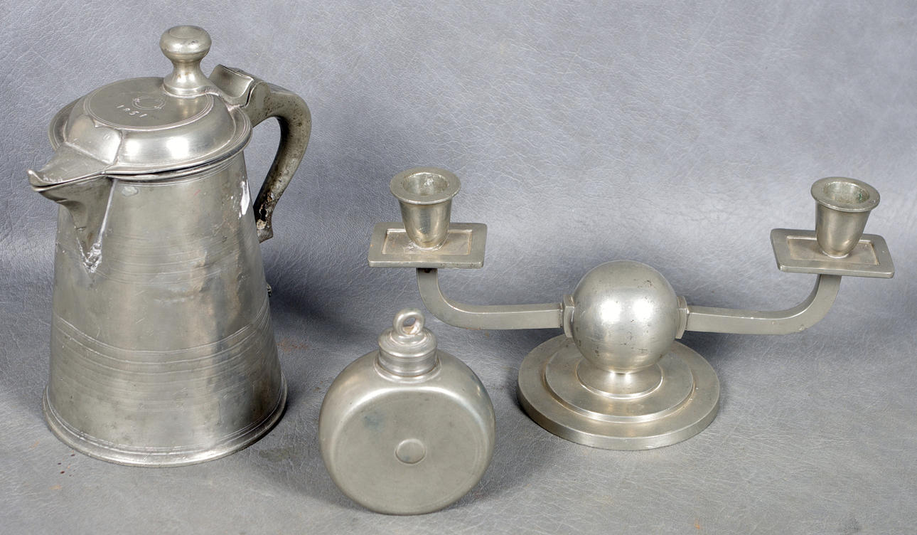 TENNFÖREMÅL, 3 stycken, 1800/1900-tal.