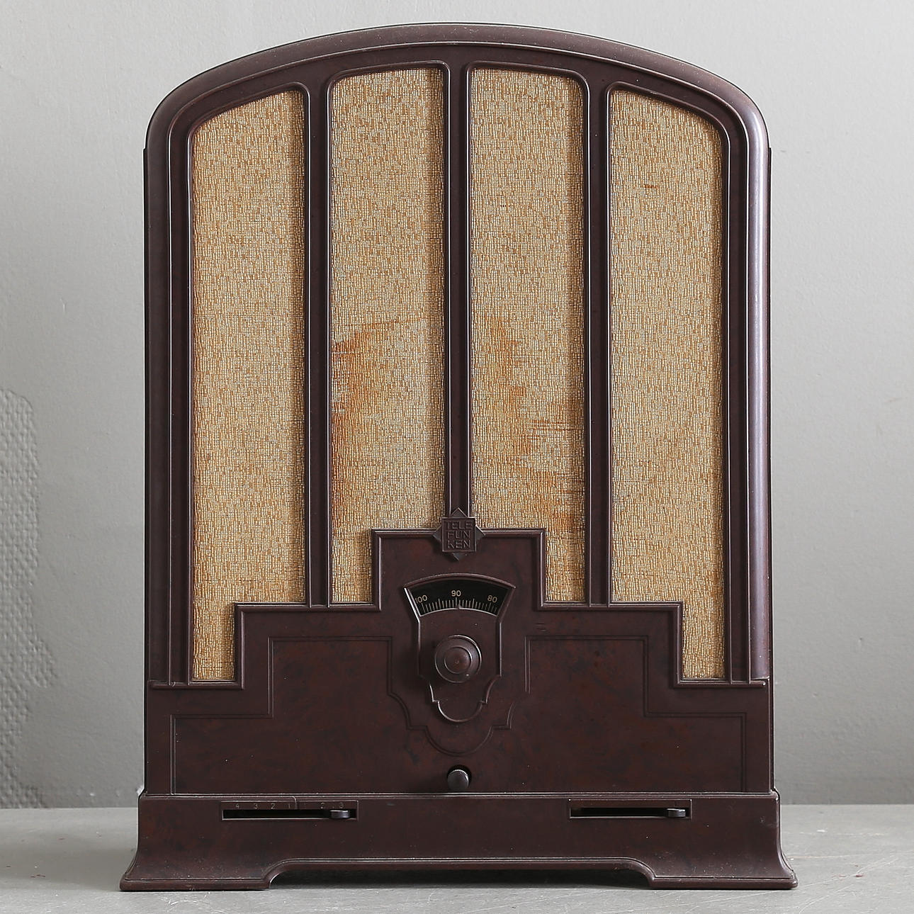 RADIO, bakelite, Telefunken 122WL, 1930s.