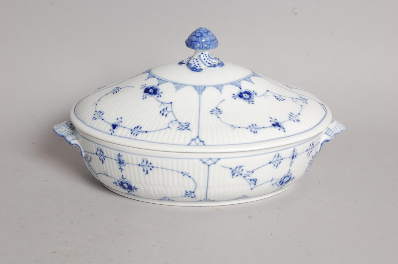 KAROTT MED LOCK, Musselmalet Royal Copenhagen, stämpel, 1922.