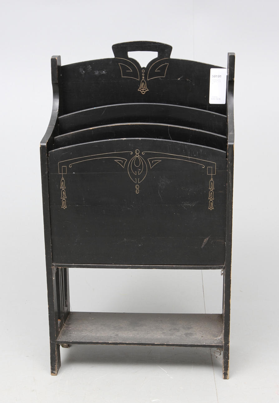 TIDNINGSSTÄLL, jugend, 1910-tal.