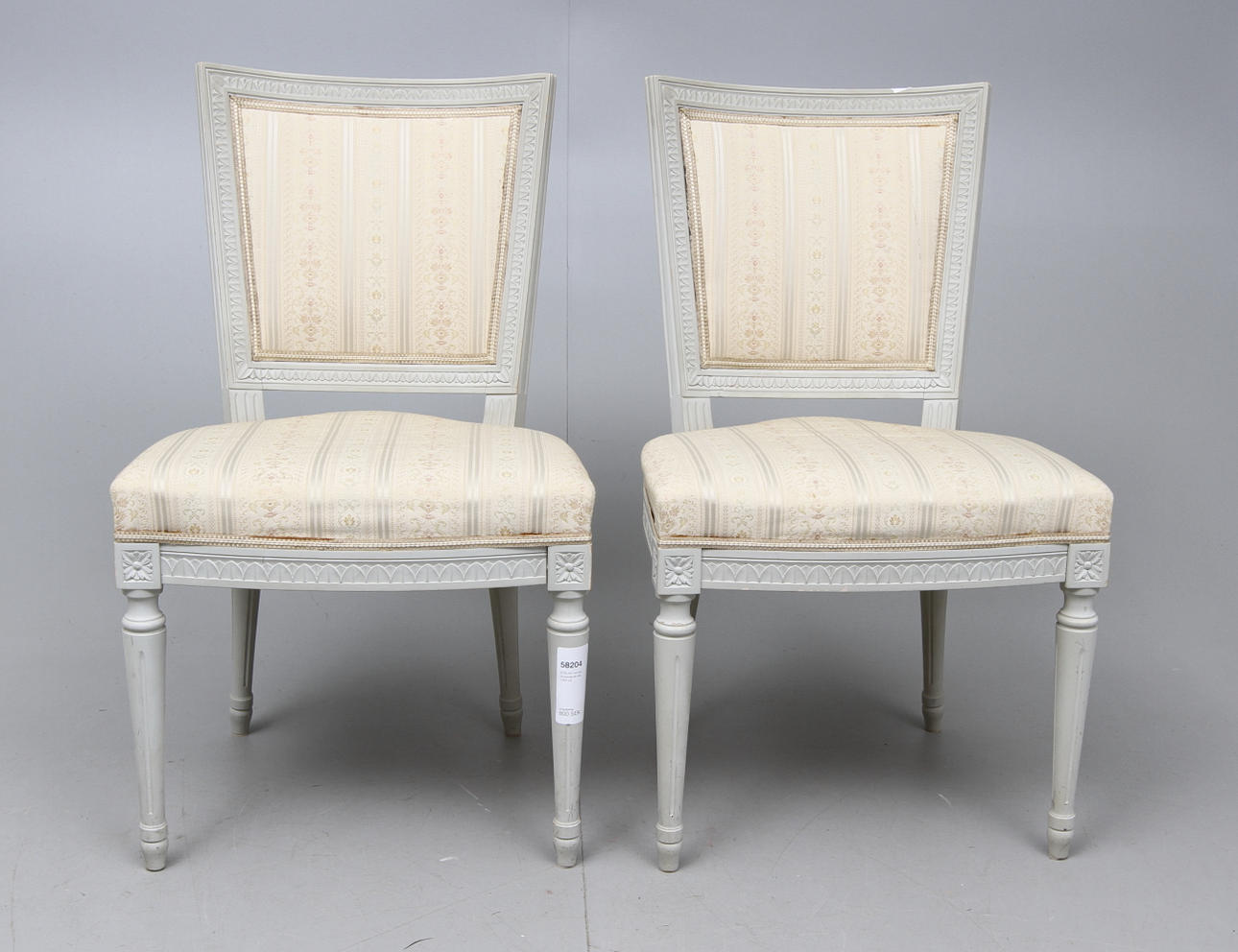 STOLAR, ett par, Gustaviansk-stil, 1900-tal.