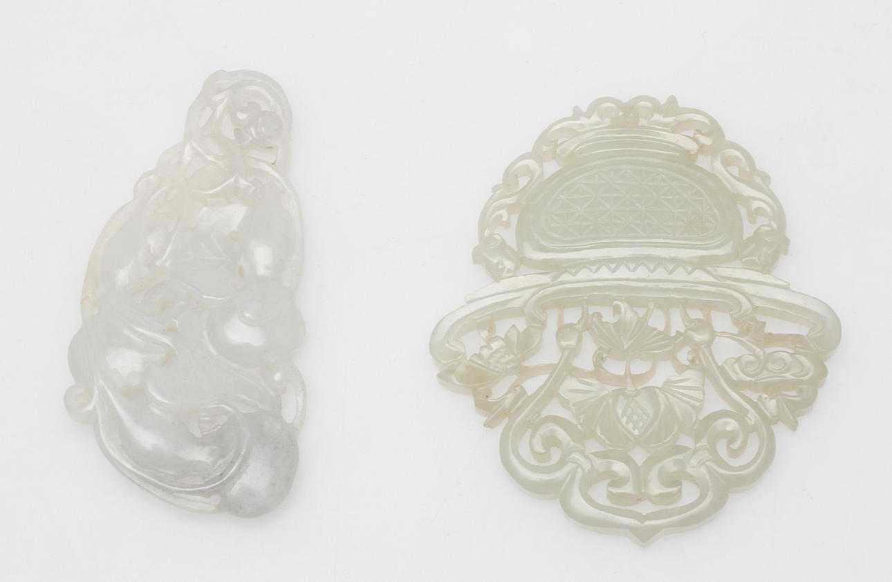 AMULETTER, 2 st, jade, Kina.