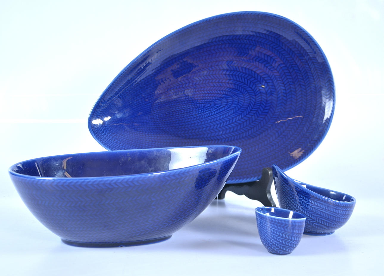 SERVIS, 4 delar, "Blå Eld" Hertha Bengtsson, Rörstrand.