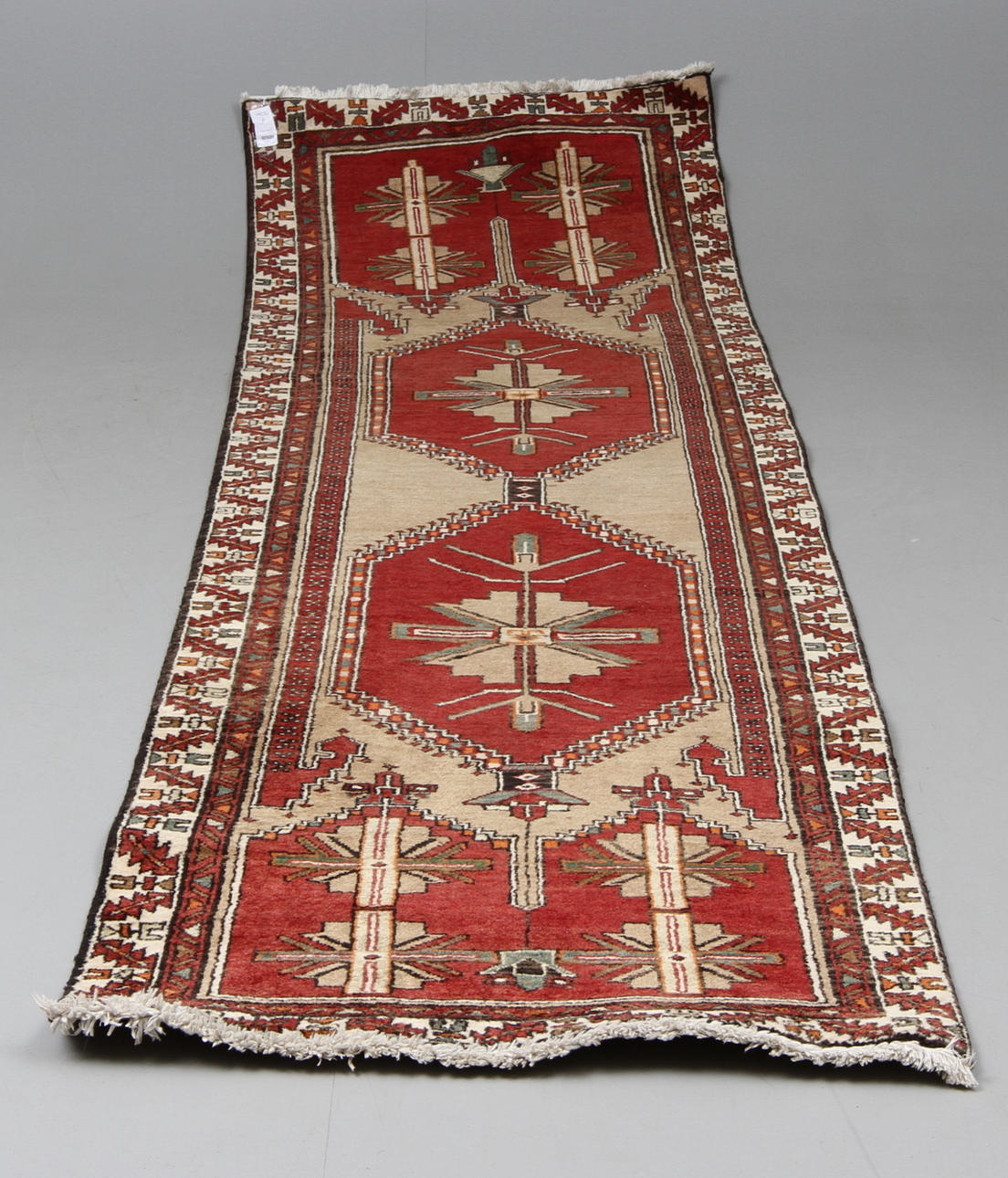 MATTA, orientalisk, 320 x 90 cm.