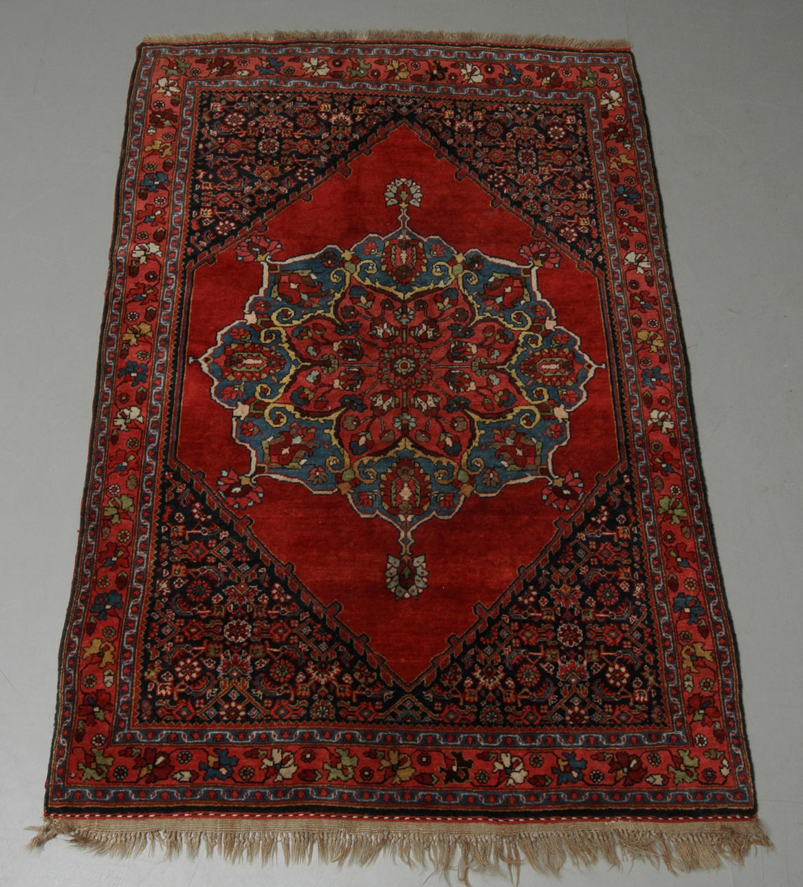 MATTA, orientalisk, ca 162 x 110 cm.