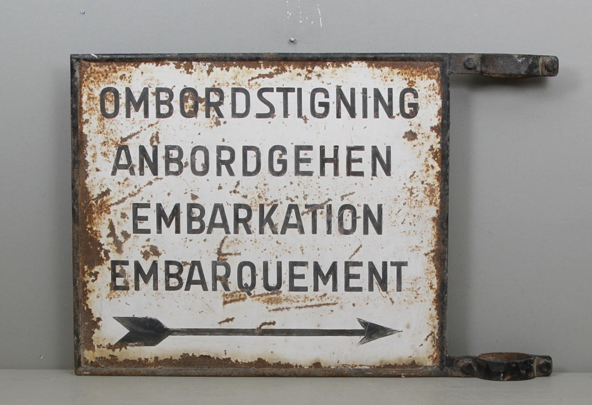 SKYLT, järn, 1900-talets första hälft.