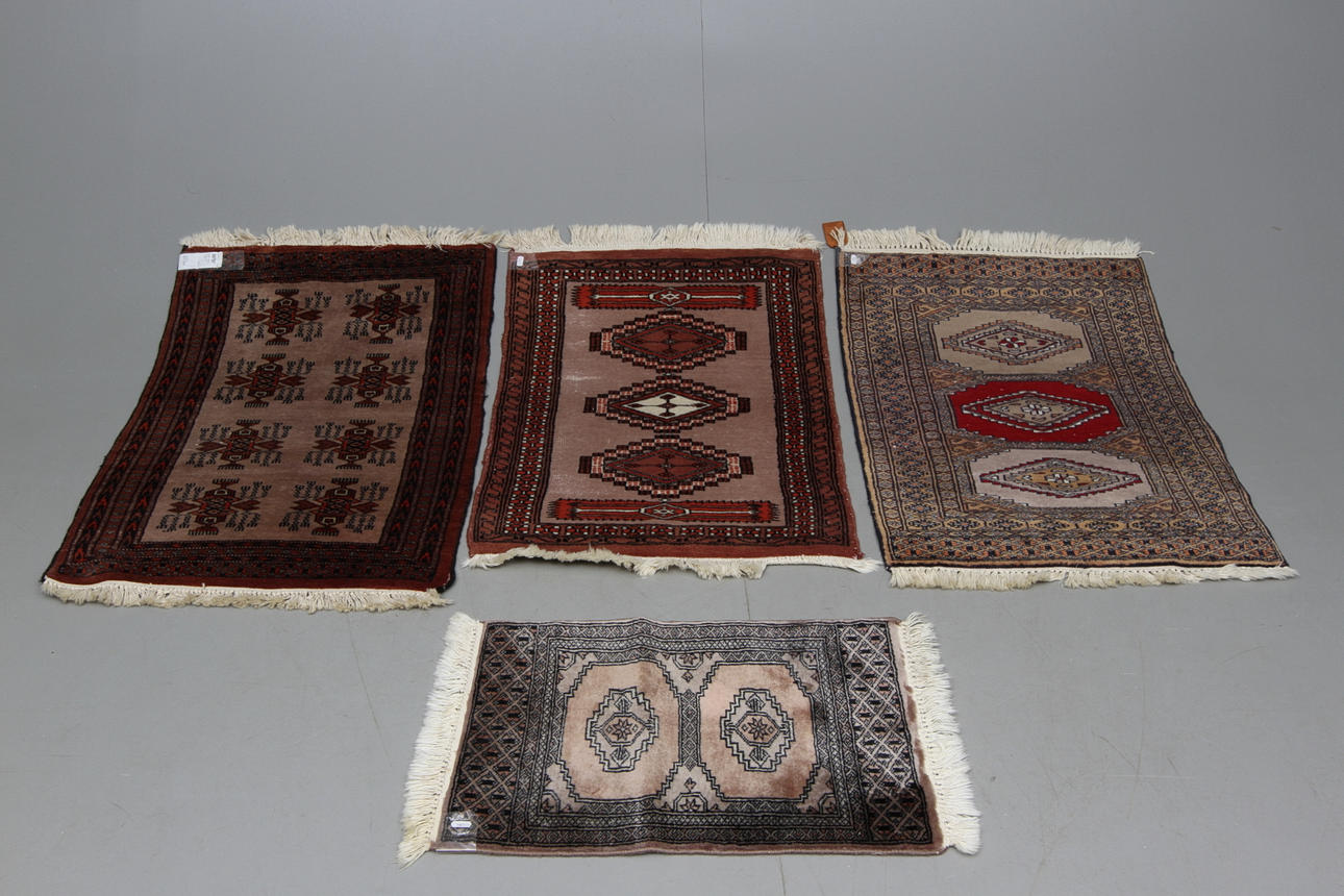 ORIENTMATTOR 4 st . små format.