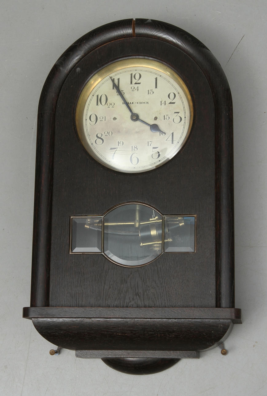 VÄGGUR, Bulle-Clock.