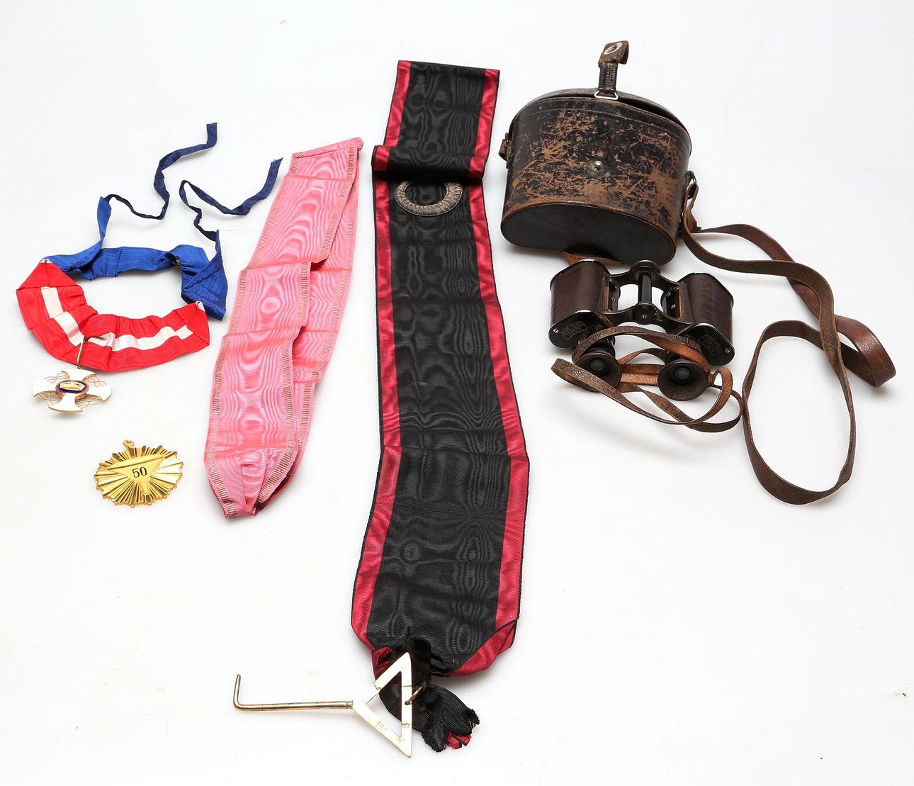 KURIOSITÄTENSAMMLUNG, MILITARIA.