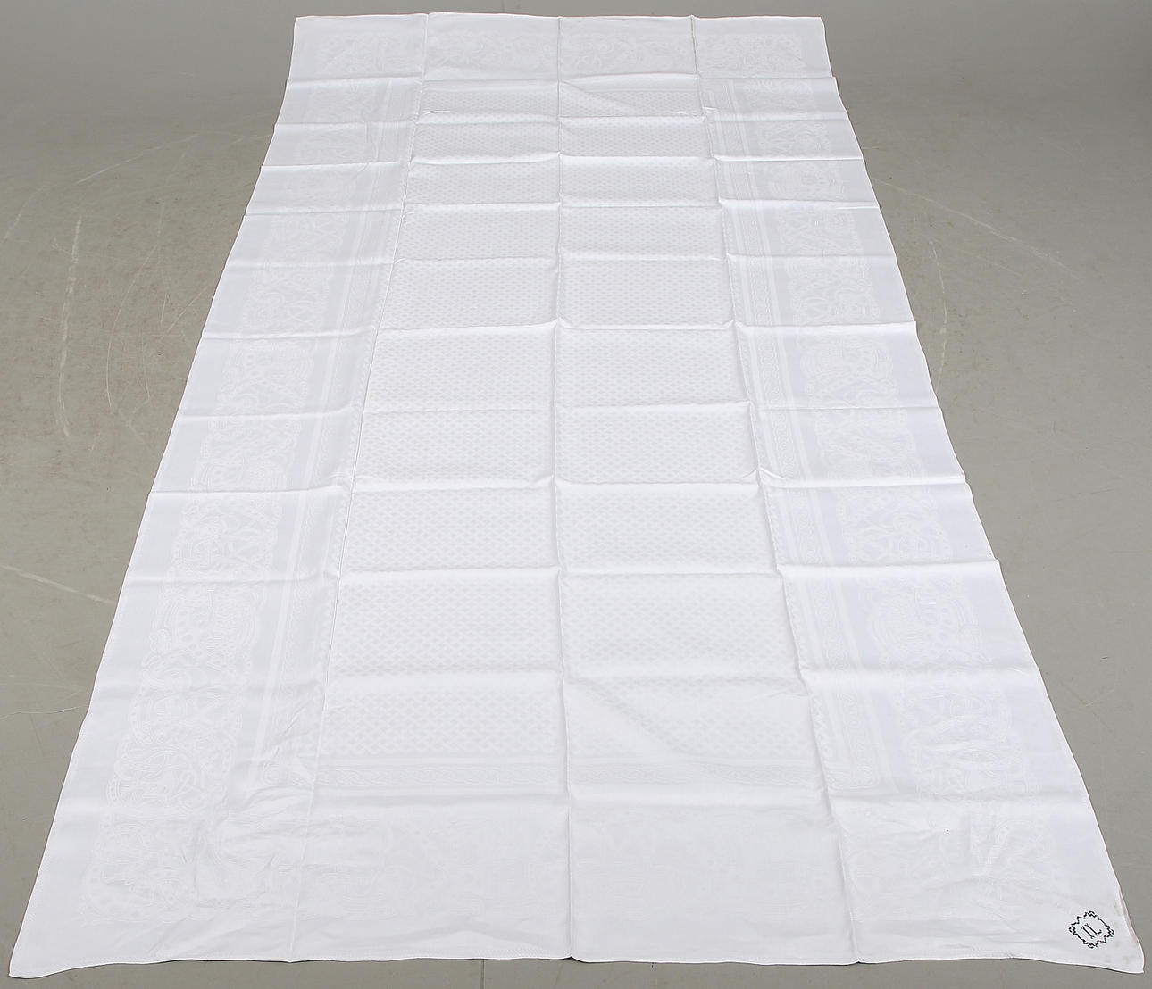 SIGNE SOHLMAN. Cloth, linen damask, 
