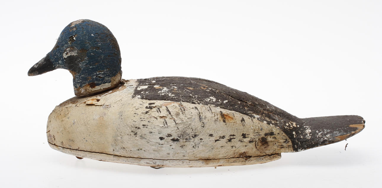 VETTE, målad trä, 1900 talets första hälft.