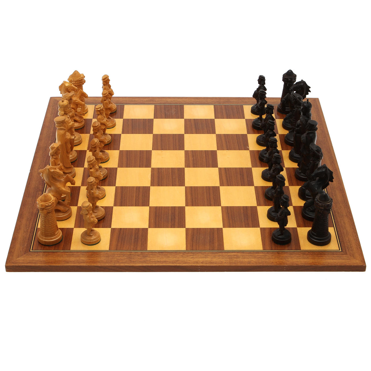 SCHACKBRÄDA MED PJÄSER, 19/2000-tal.