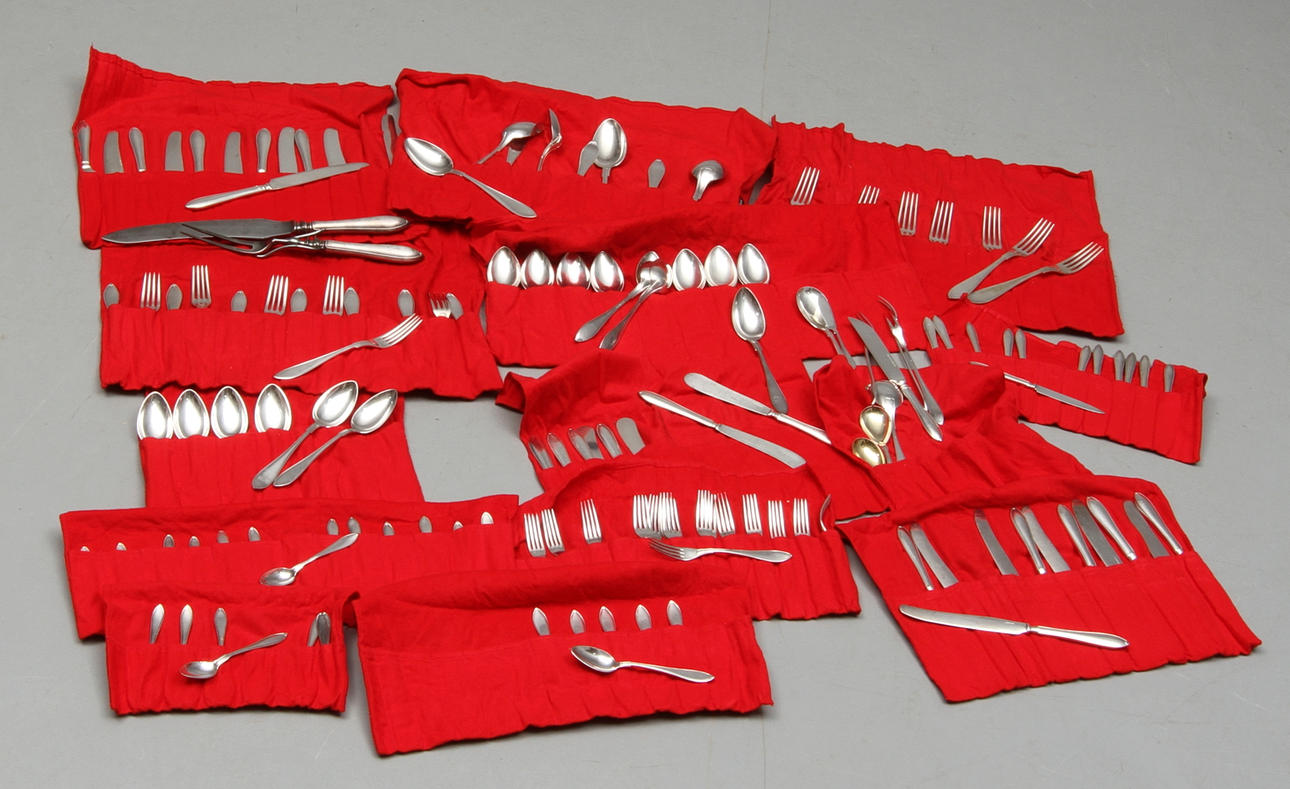 BESTICK, nysilver, ca 140 delar, "Svensk spets", olika tillverkare. 1900-tal.