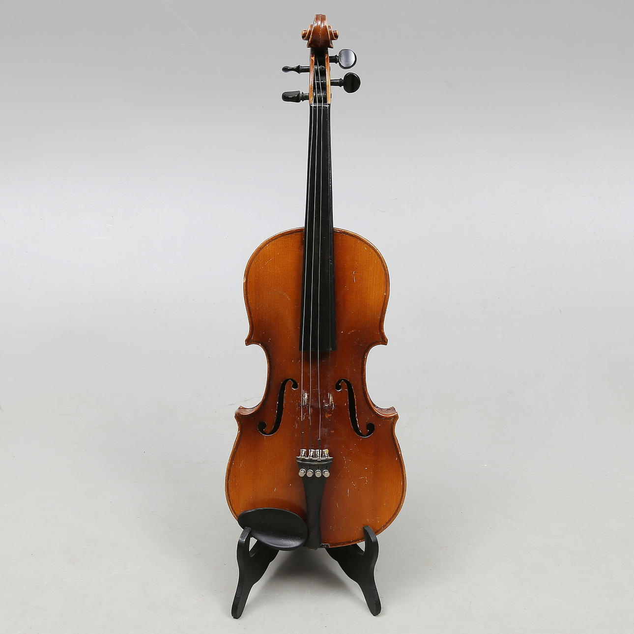 FIOL, Sternberg, Budapest, 1900-tal.