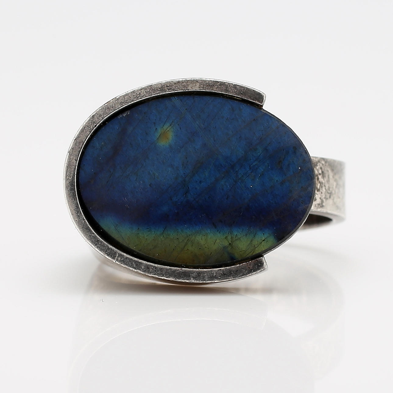 RING, spectrolite and sterling silver.