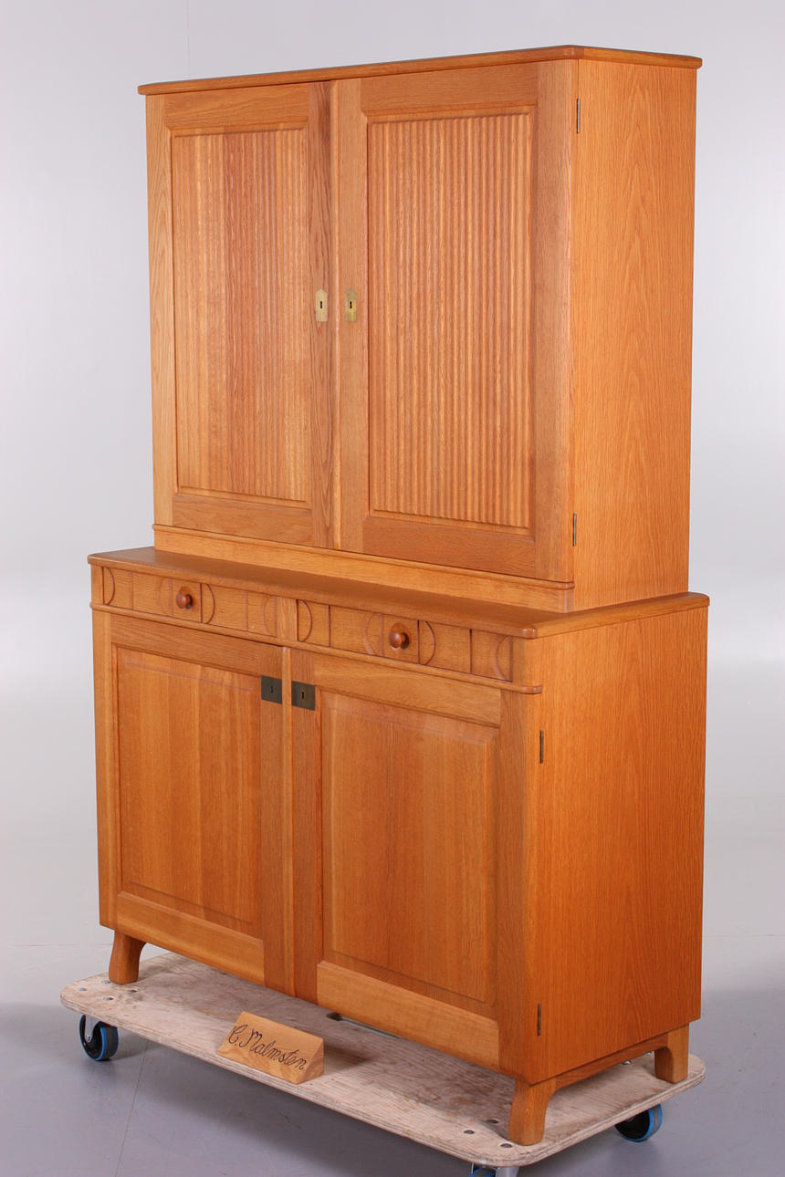 CARL MALMSTEN. Skåp, "Calmare nyckel".