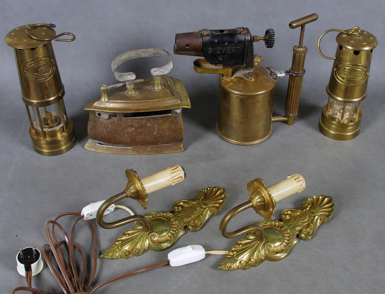 LYKTOR, BLÅSLAMPOR mm, mässing.