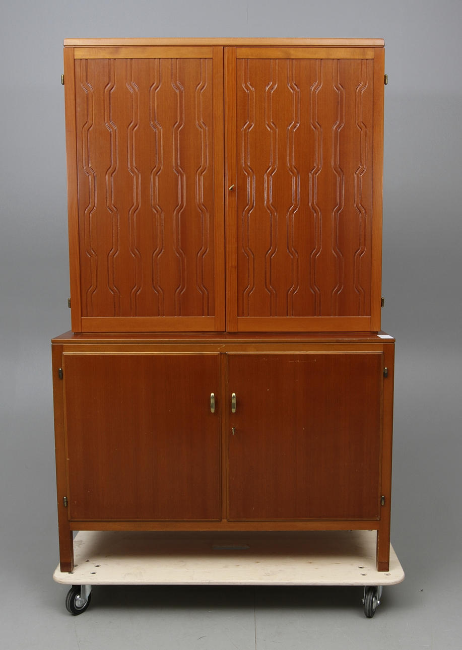 SKÅP, David Rosén för Nordiska Kompaniet, ur "FUTURA" serien.