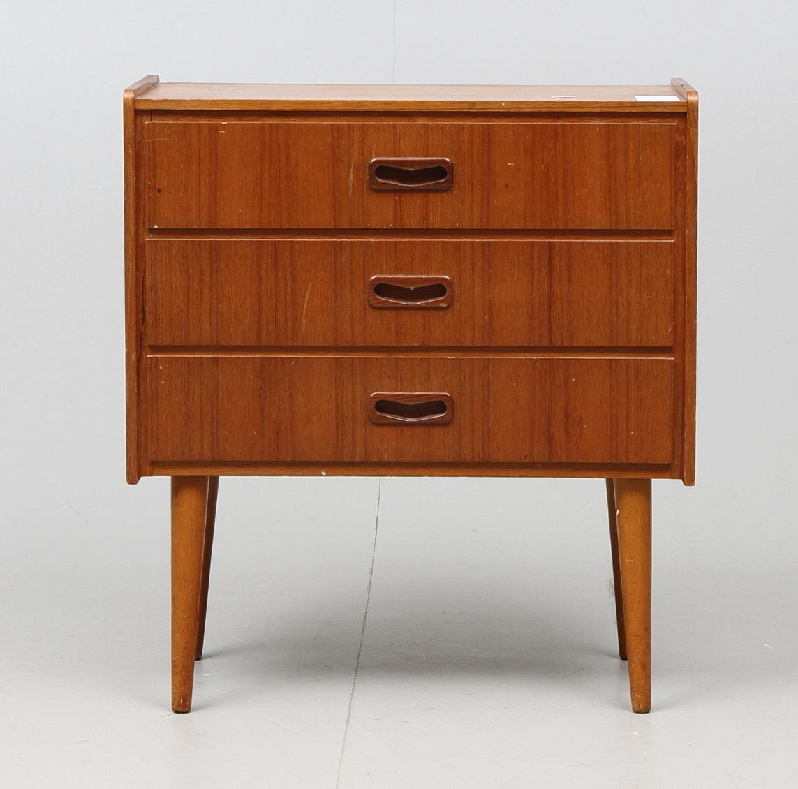 BYRÅ, teak, 1950-tal.