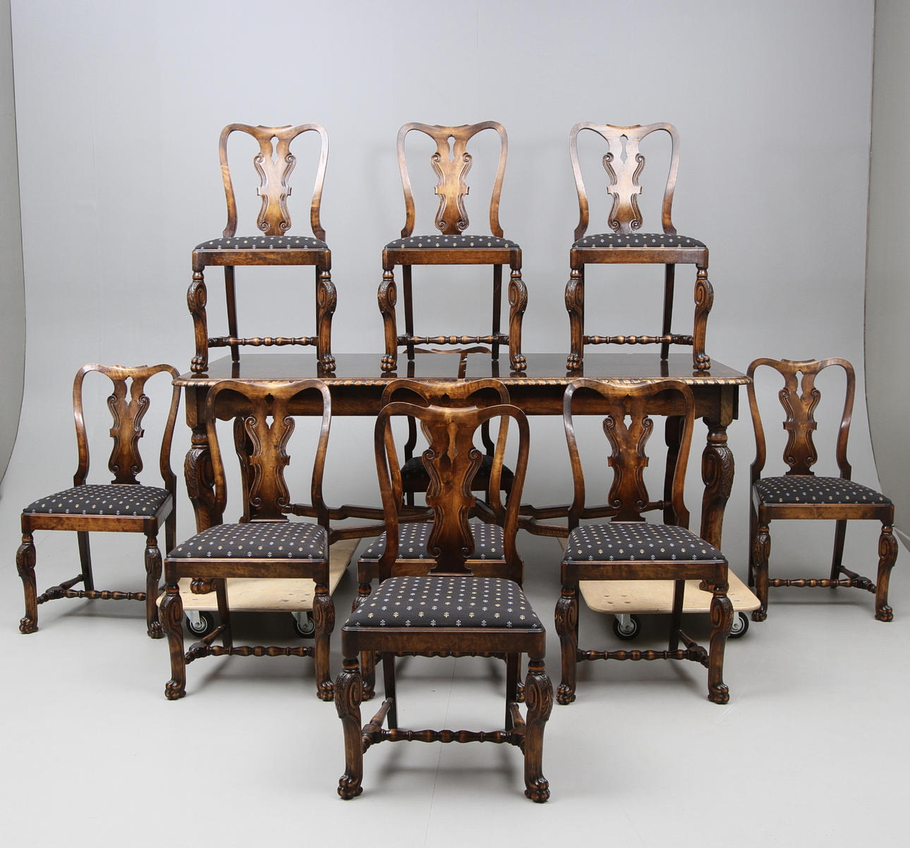 MATSALSGRUPP, 11 delar, barockstil, 1920/30-tal.