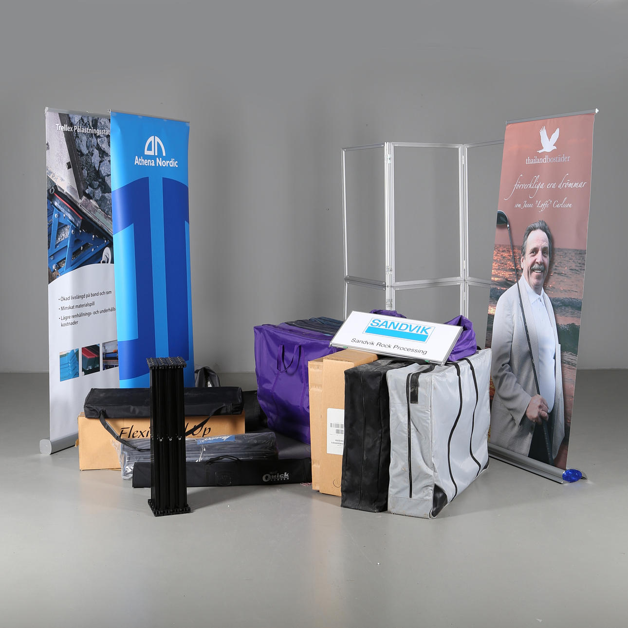 DISPLAYMATERIAL, 15 delar.