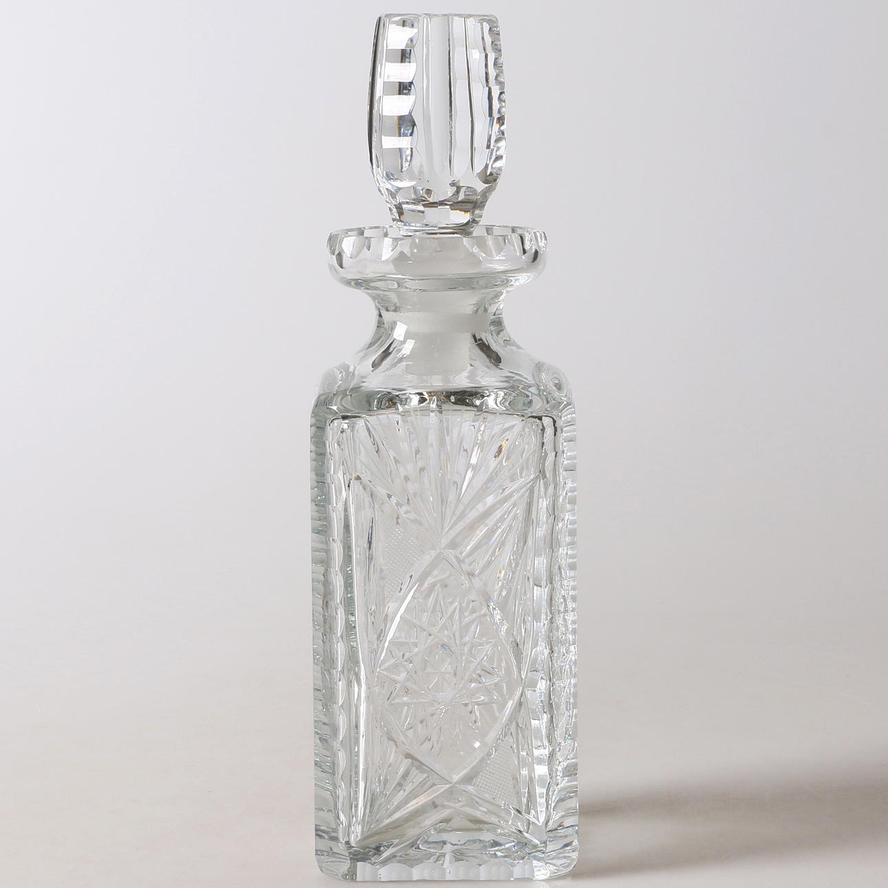 WHISKEY CARAFE, crystal, 20th century.