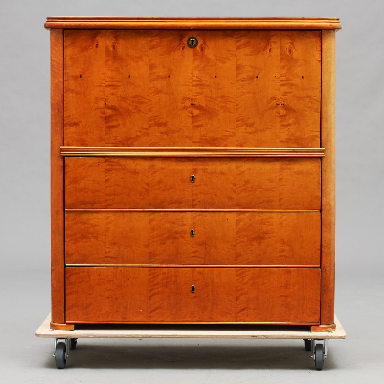 CHIFFONIER, omkring 1900.