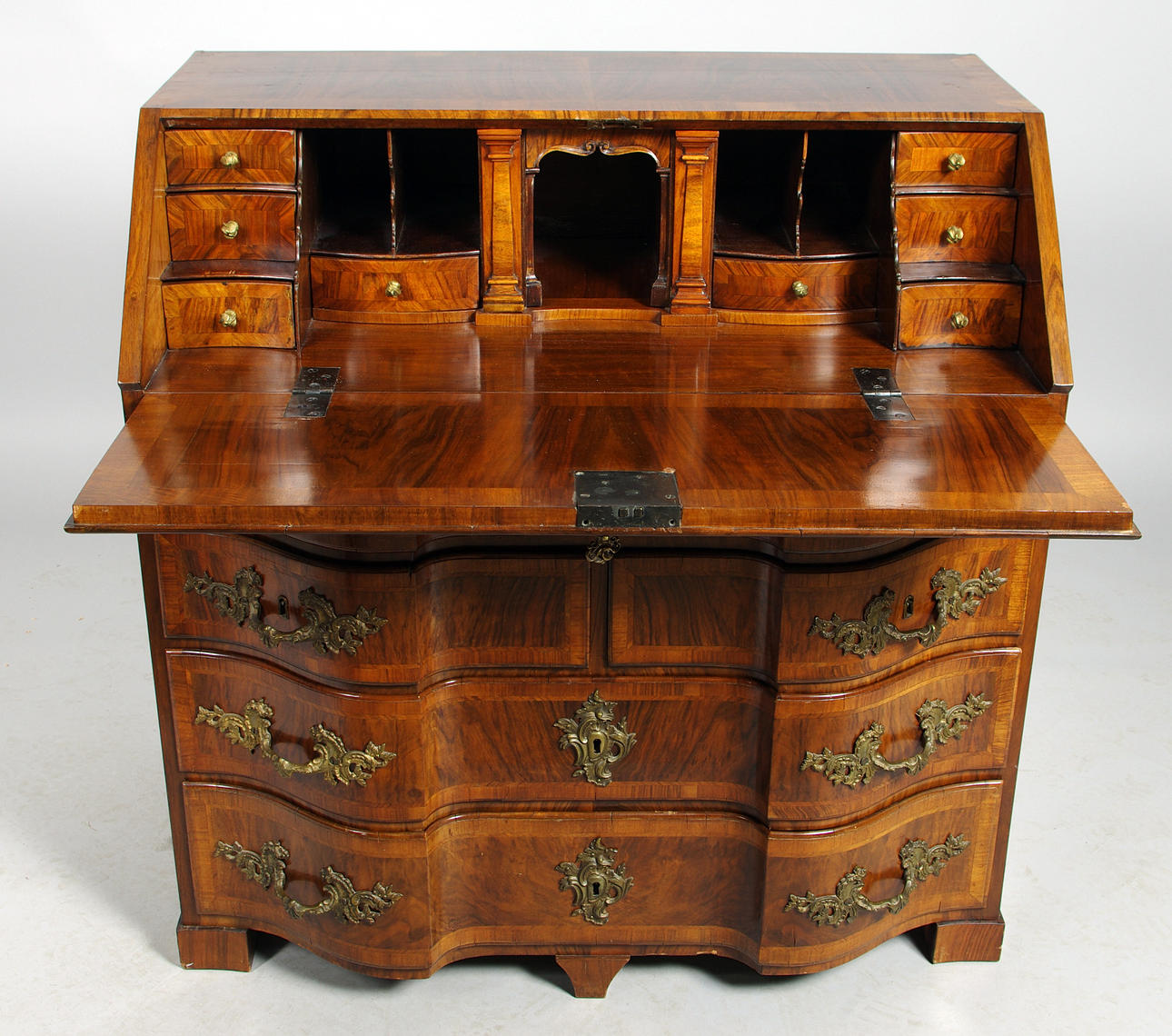 SNEDKLAFFSEKRETÄR, mahogny, senbarock.