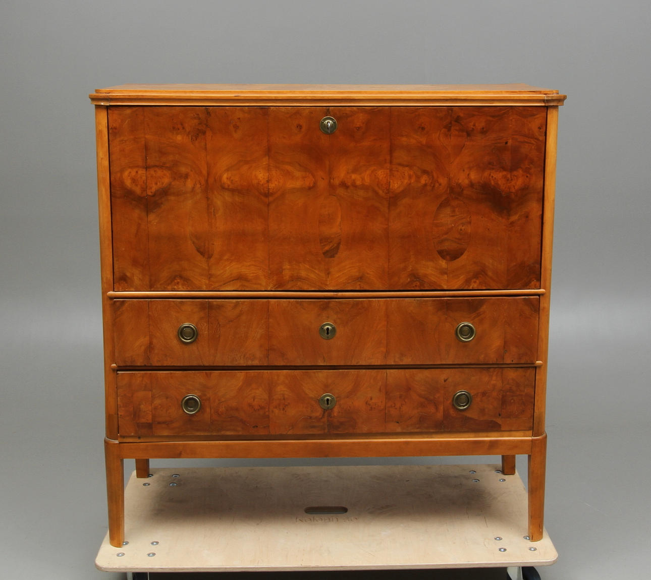 CHIFFONJÉ, björk, 1800-tal.