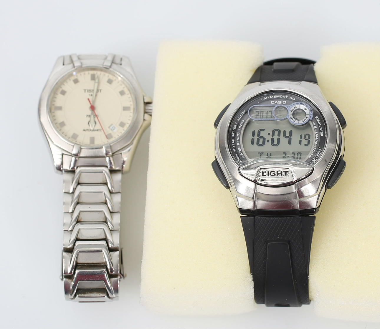 WRIST WATCH, 2 pieces, Tissot and Casio.