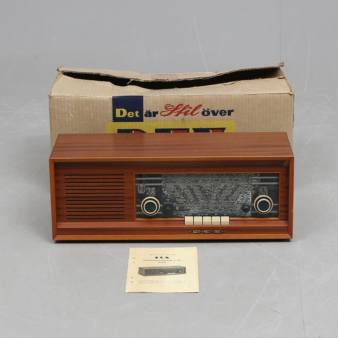 RADIO RECEIVER, Dux V 411 Dixie.