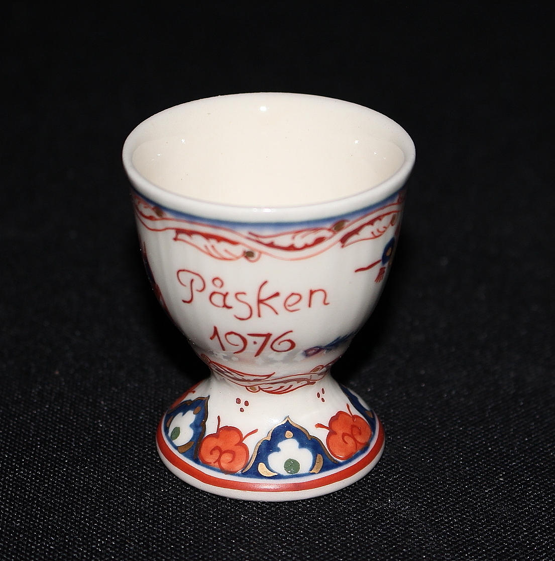 EGG CUPS, 9 pcs. Delft, Easter 1976, signed edition.