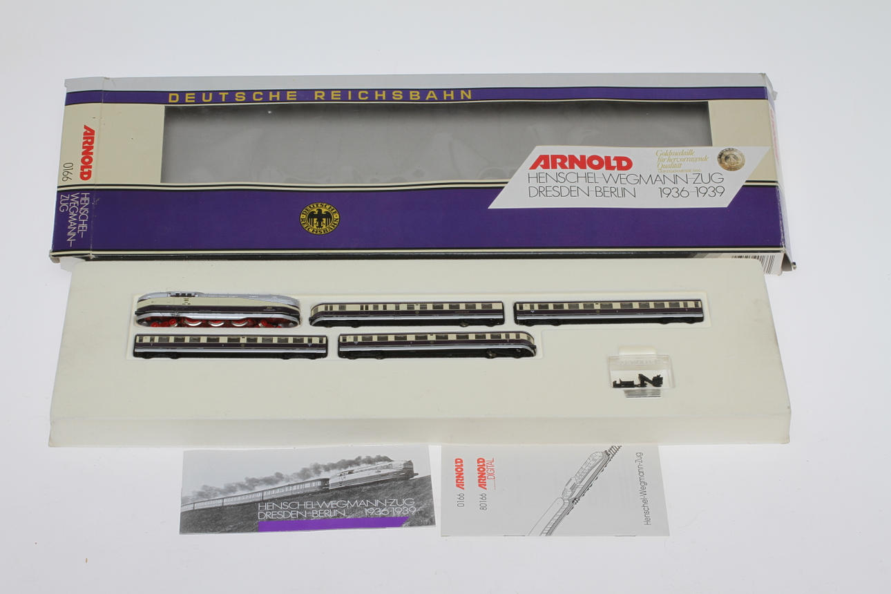 ARNOLD ドイツ帝国鉄道 HENSCHEL-WEGMANN-ZUG Nゲージ Yahoo!オークション - ARNOLD Nゲージ 0166 DRG ドイツ帝国鉄道