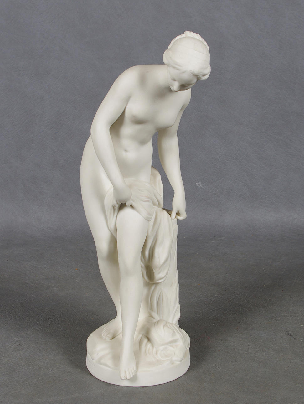 PARIANFIGUR, märkning i sockel 1765 Falconet.