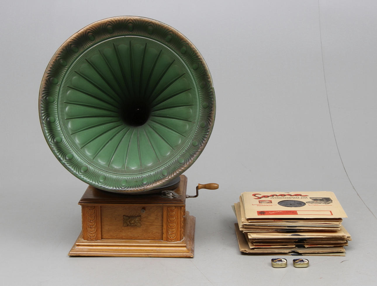 TRATTGRAMMOFON, 1900 talets första hälft.