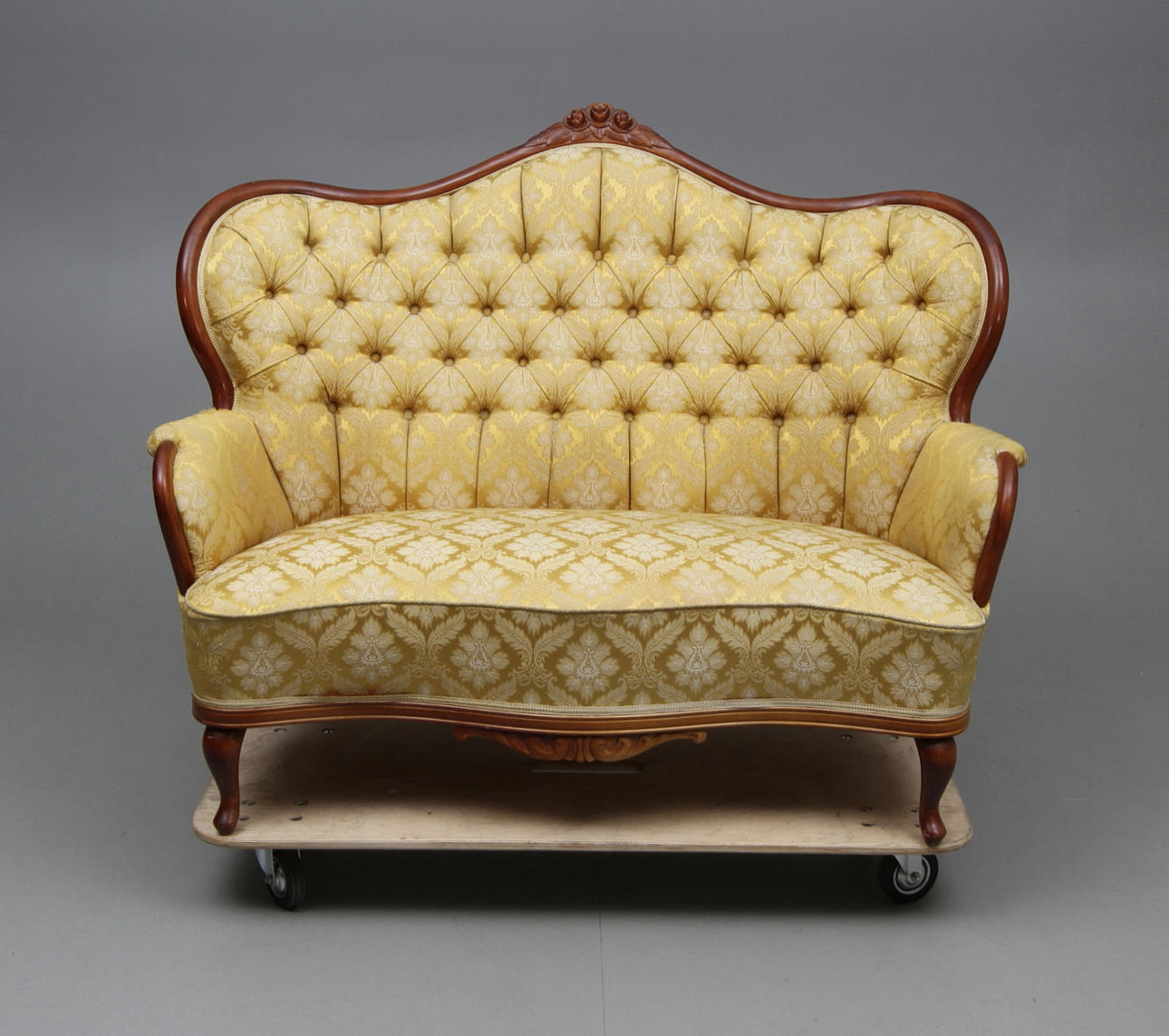 SOFFA NYROKOKOSTIL 1900-talets mitt.