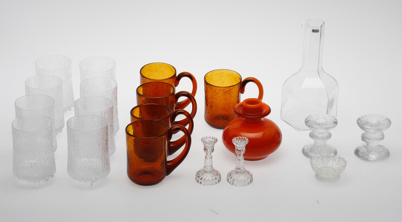 GLASFÖREMÅL, 20 delar, bl.a. Erik Höglund, Boda, Kosta, Iittala m.m.