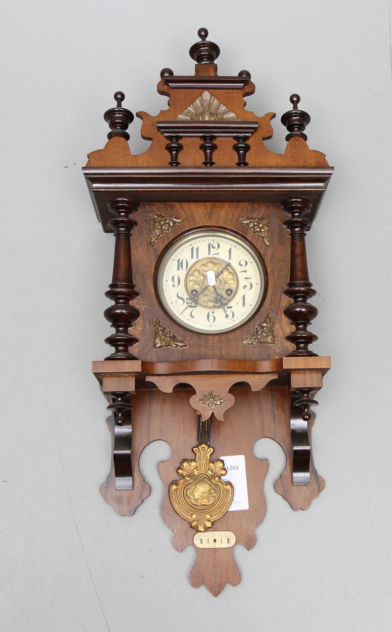 VÄGGUR, nyrenässans, sekelskiftet 1900.