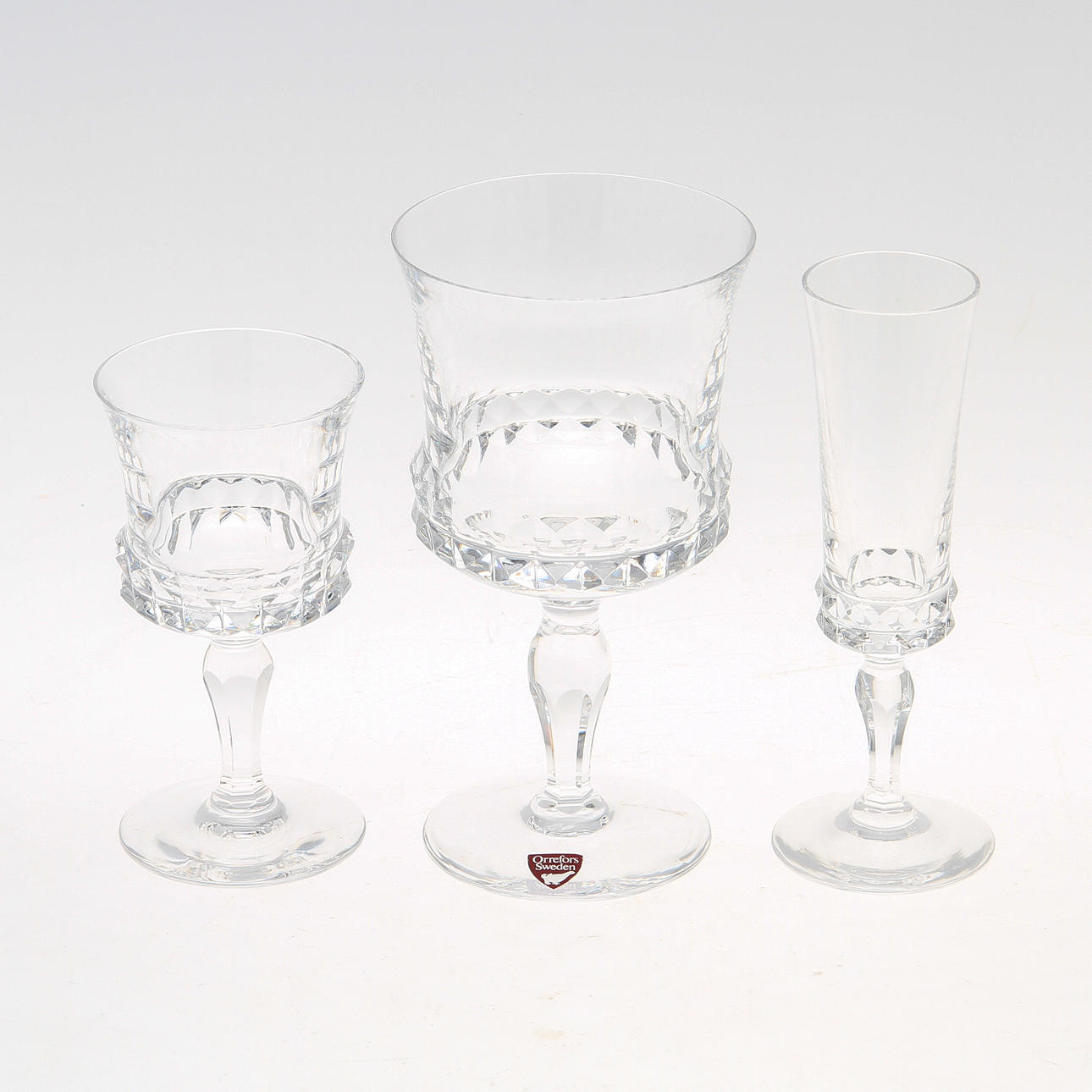 GLASSERVIS, 39 delar "Silvia", Ingeborg Lundin, Orrefors.