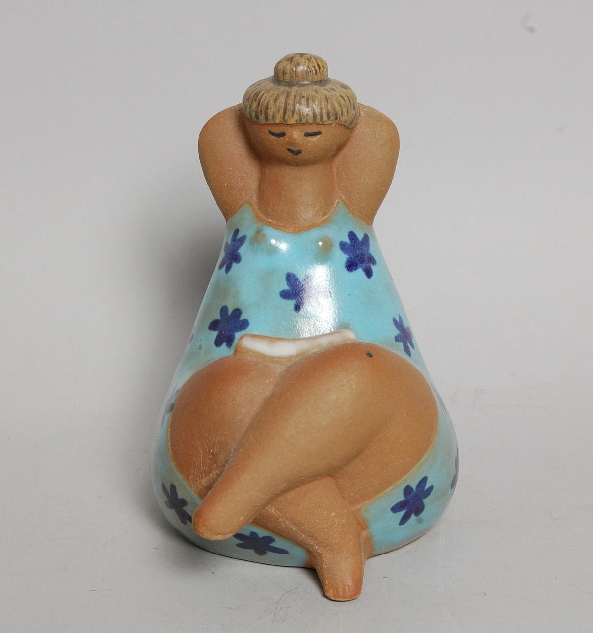 FIGURIN, " Emma " Lisa Larsson, signerad LL Gustavsberg.